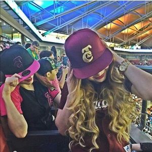 Meet your Posher, Isabel